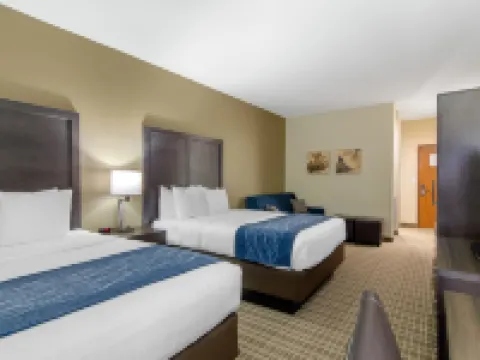 คอมฟอร์ตอินน์ เซนต์โรเบิร์ต / ฟอร์ตเลนนาร์ด วูด โรงแรมในSaint Robert