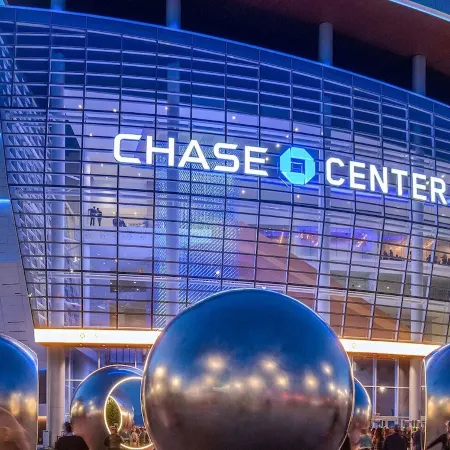 SoMa House Отели рядом с достопримечательностью «Авиакомпания»