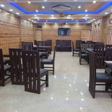 Paradise Hotel and Restaurant