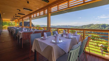 Pension Vuglec Breg Отели в г. Шкарићево