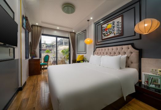 벨라 로사 호텔 루프탑 스카이바