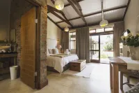 A Hilltop Country Retreat - balcony