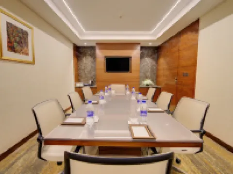 Niranta Transit Hotel Terminal 2 Arrivals/Landside Hotel di Mumbai