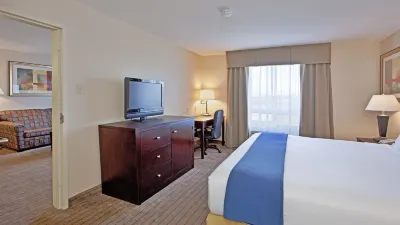 Holiday Inn Express & Suites Swift Current Hotel in zona Swift Current