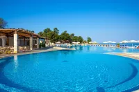 Apartments Amfora Plava Laguna - Pool