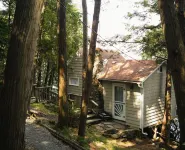 Basin Harbor Hotels in Vergennes