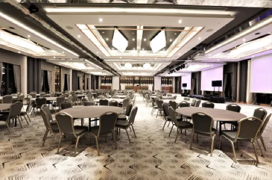 Limak Skopje Luxury Hotel