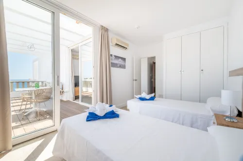 Orange Colom - Seaside Apartments