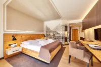 Hotel "Das Badersee" Hotels in Grainau