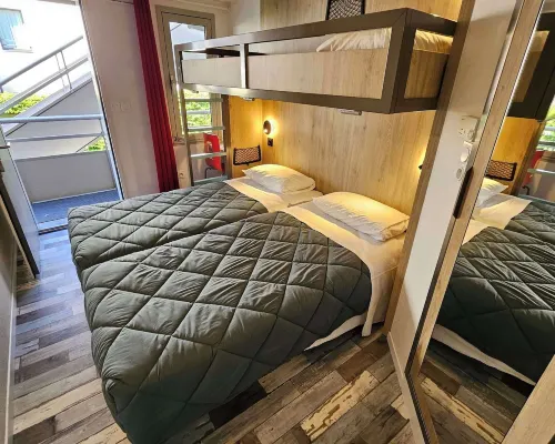 Premiere Classe Saint Malo St Jouan des Guerets Hotels near Seifel