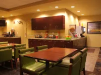 Little Missouri Inn & Suites Watford City Hotels in McKenzie County