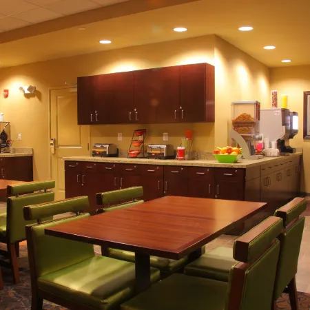 Little Missouri Inn & Suites Watford City