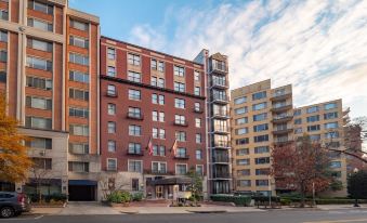 West End Washington DC, Tapestry Collection by Hilton