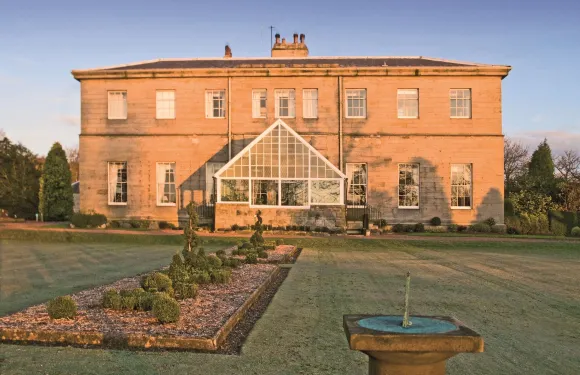 麥克唐納林頓殿高爾夫鄉村俱樂部