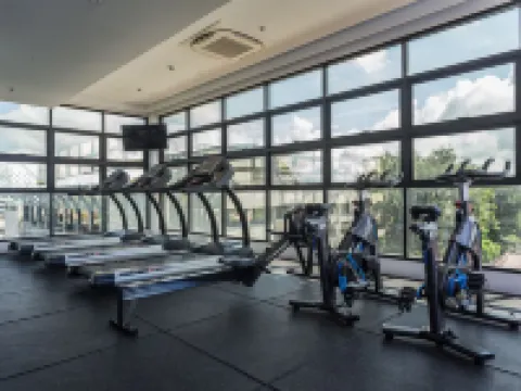 ストーンヒル スイーツ バコロドのホテル