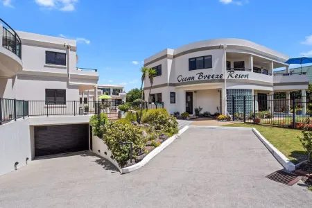 Ocean Breeze Resort Pauanui Отели в г. Пауануй