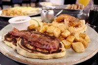 Delta Hotels Trois Rivieres Conference Centre - breakfast