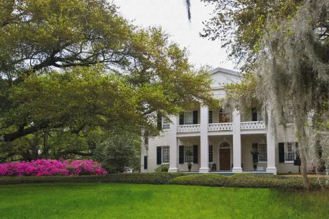 Monmouth Historic Inn