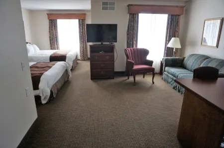 River Hills Hotel- Mankato