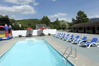 Mt. Madison Inn & Suites - Pools