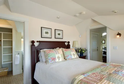 Revere Guest House Hotels in Provincetown