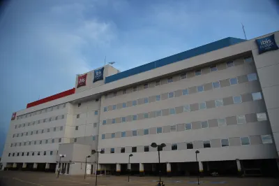 이비스 파라우아페바스  호텔