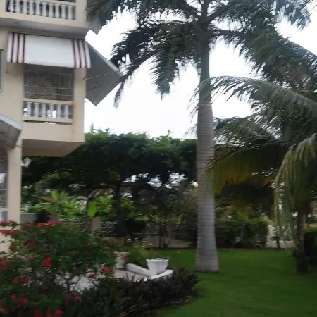 Ocho Rios Golden View
