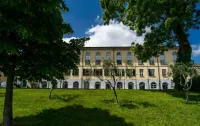 BlueLake Inn Hotels in Oggiono