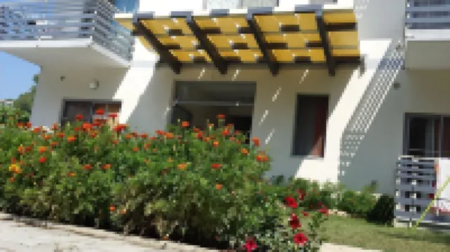 Aparthotel Vila Tufi Hotels in 