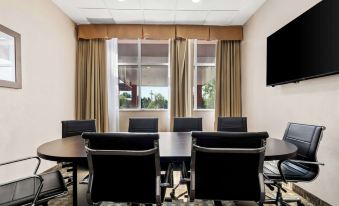 Best Western Plus Fergus Hotel