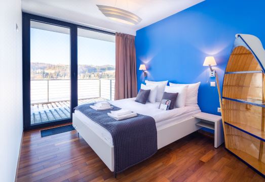 3. 레몬 리조트 스..