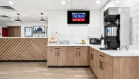 Atria Hotel and RV McGregor
