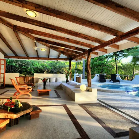 Hotel Tropico Latino