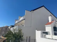 Apartment Stipic Omis Hotels in Mimice