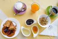 Hotel Continental - breakfast