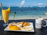 Hippocampus Beach Resort - breakfast