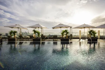 اشعر وكأنك نجم واستمتع بالمعاملة والخدمات الراقية في Hotels near سوق الواجهة البحرية