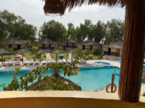 Hotel & Campement du Lac Rose