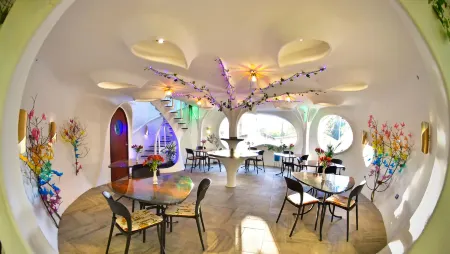 Wifala Harmony Hotel Отели рядом с достопримечательностью «Урубамба»