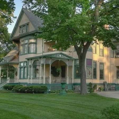 The Oliver Inn