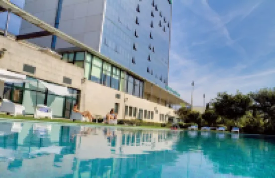 奧卡太陽門廣場酒店