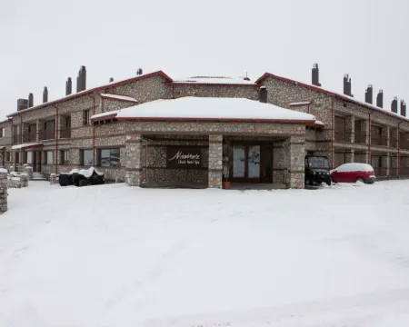 Miramonte Chalet Hotel Spa Hotels in Palaios Agios Athanasios