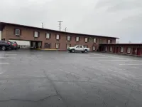Executive Inn Chillicothe - parking