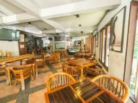 D'Fresh Guesthouse Hotels in Lowokwaru