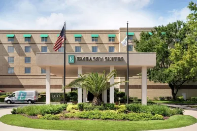 Embassy Suites by Hilton Brunswick Các khách sạn ở 