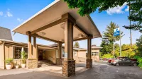 Best Western Pier Point Inn Hotels near Shangri-La Corporation