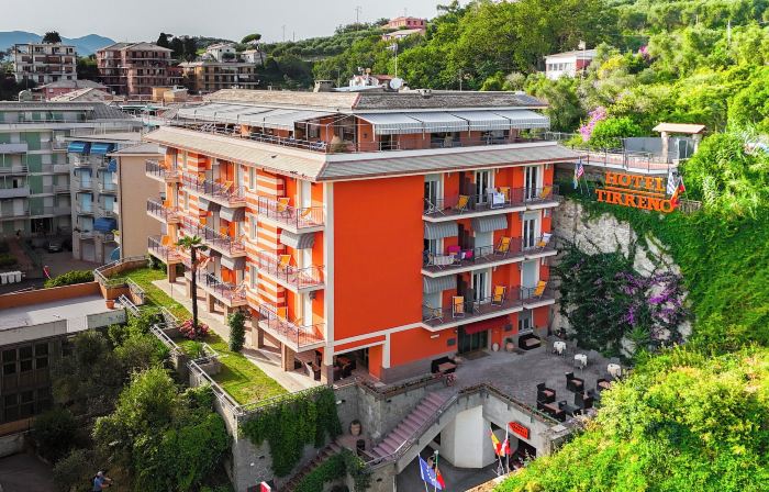 Hotel Tirreno