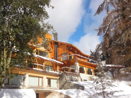 Ruca Kuyen Golf & Resort Отели в г. Лос Лагос