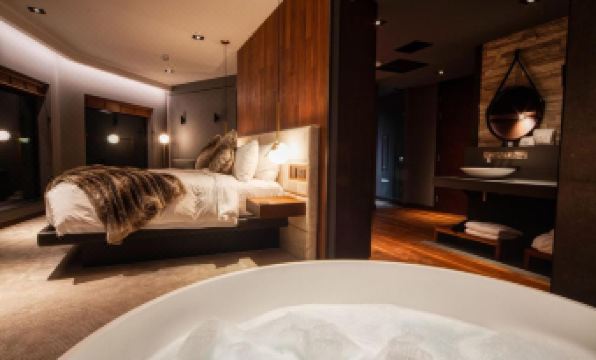 Cave Hotel & Golf Resort