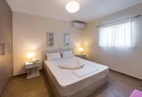 Lefkogea Villas Hotels in Agios Nikitas
